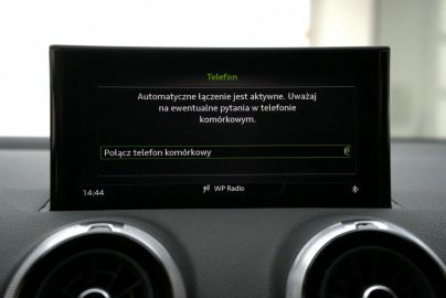 Car image 37