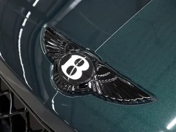 Car image 27