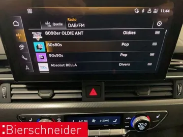 Car image 25