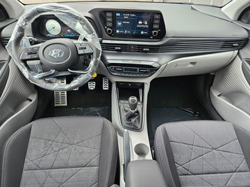 Car image 11