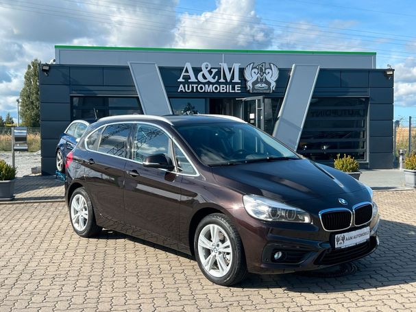 BMW 220i Active Tourer Advantage 141 kW image number 2