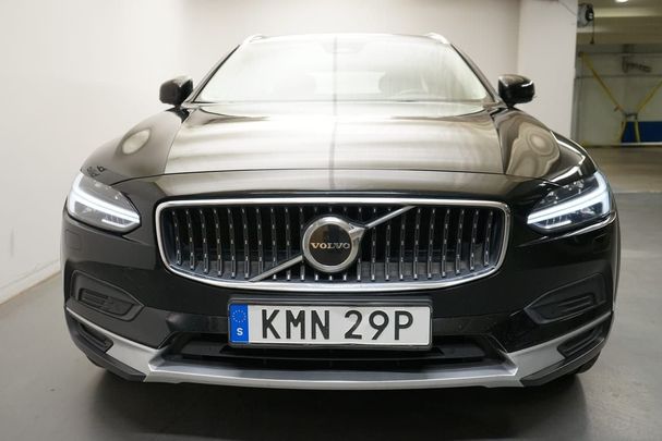 Volvo V90 Cross Country B4 Diesel AWD 147 kW image number 18