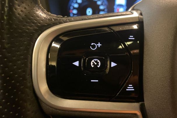 Volvo XC60 D4 141 kW image number 27