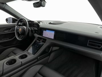 Car image 38