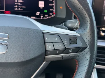 Car image 37
