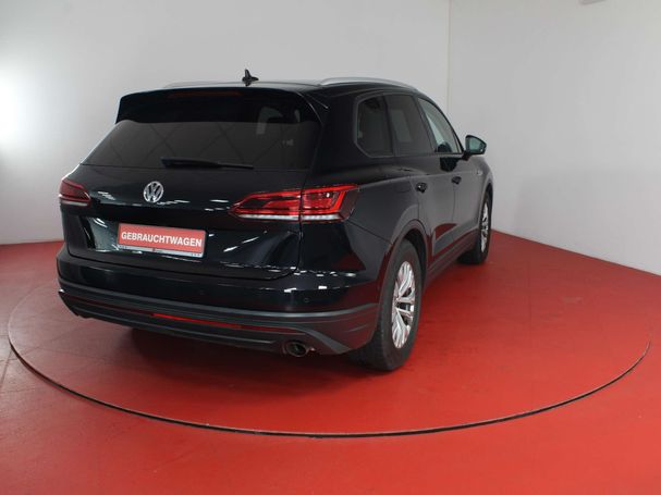 Volkswagen Touareg 3.0 TDI 4Motion 170 kW image number 2