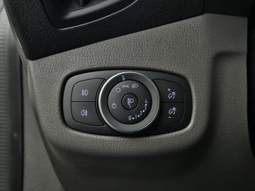 Car image 38