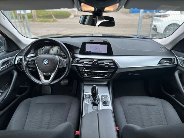 BMW 520d Touring 140 kW image number 15