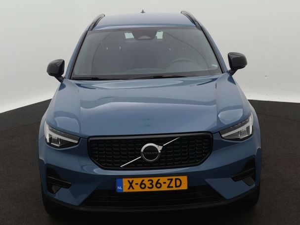 Volvo XC40 B4 Plus Dark 145 kW image number 9