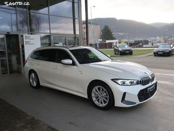 BMW 330d Touring xDrive 210 kW image number 2