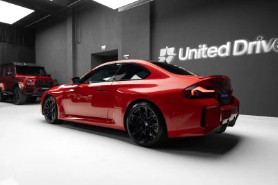 Car image 4
