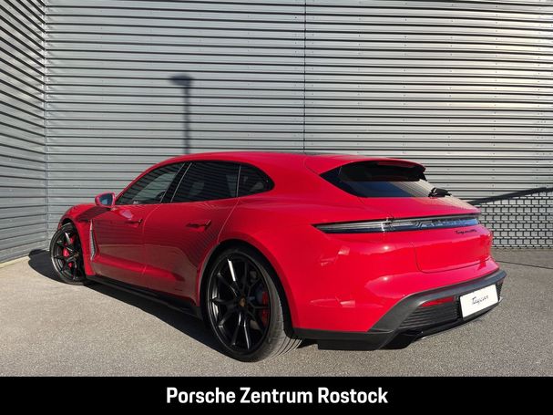 Porsche Taycan GTS Sport Turismo 440 kW image number 5