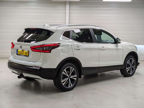 Nissan Qashqai 1.3 DIG-T N-CONNECTA 103 kW image number 2