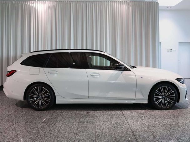 BMW 320d Touring M Sport 140 kW image number 2