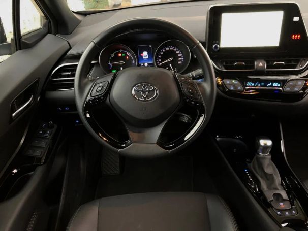 Toyota C-HR 90 kW image number 16