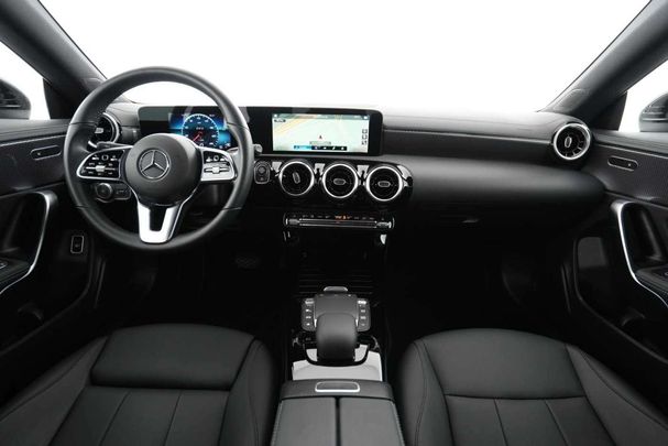 Mercedes-Benz CLA 180 85 kW image number 12