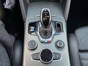 Car image 24