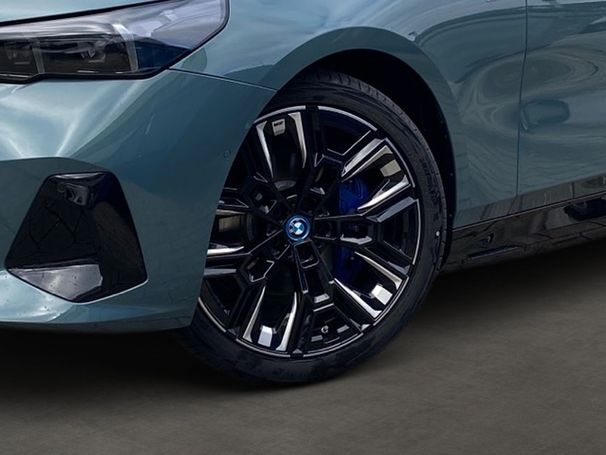 BMW i5 M60 xDrive 442 kW image number 6