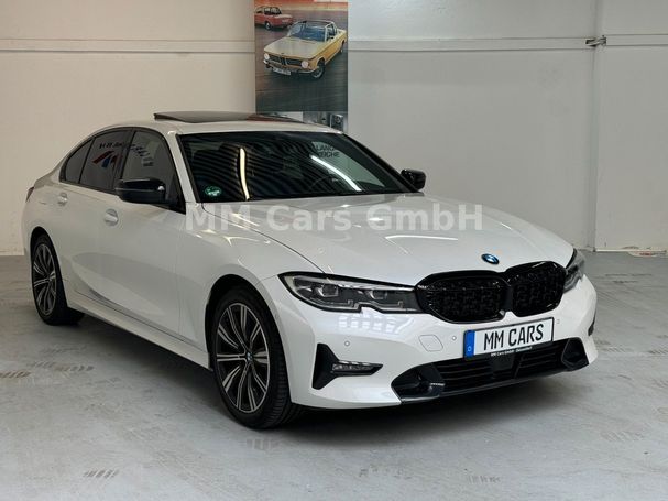 BMW 320d Sport Line 140 kW image number 2