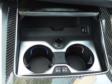 Car image 36