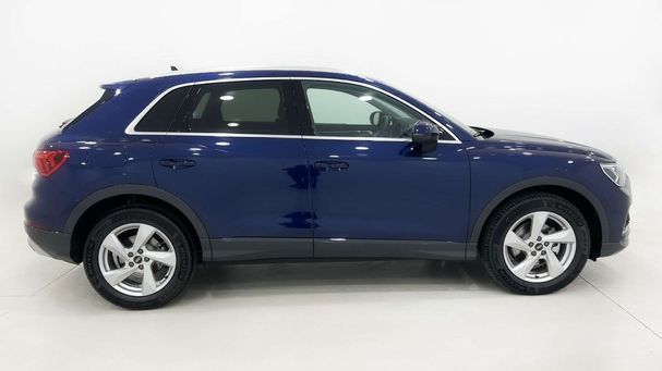 Audi Q3 35 TDI S tronic Advanced 110 kW image number 3