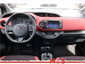 Car image 19