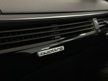 Car image 38