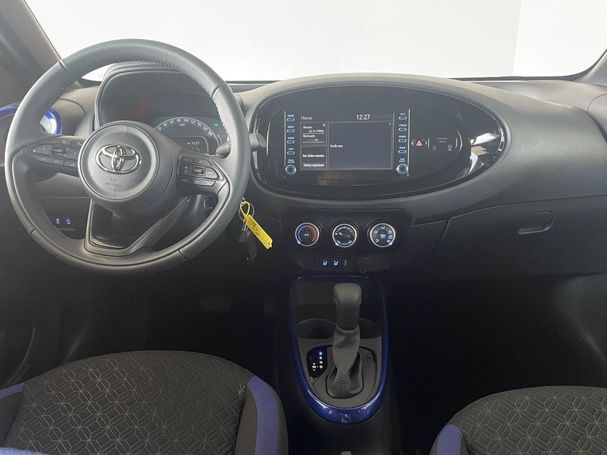 Toyota Aygo X 53 kW image number 8