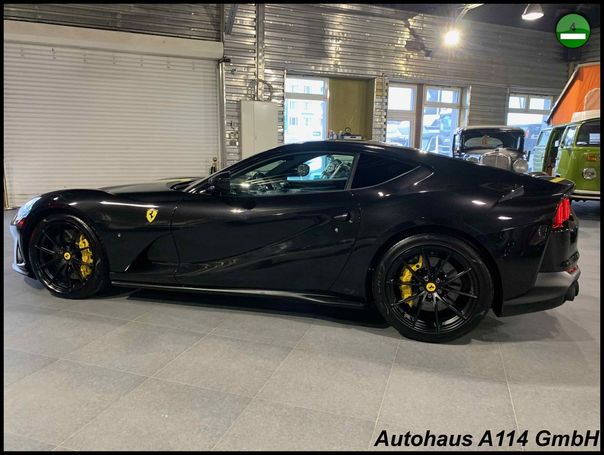 Ferrari 812 Superfast 585 kW image number 2