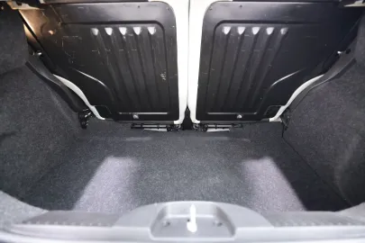 Car image 45