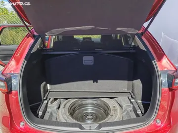 Car image 29