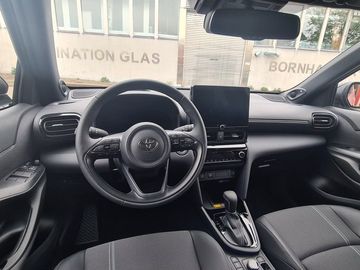 Car image 11