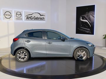 Car image 3