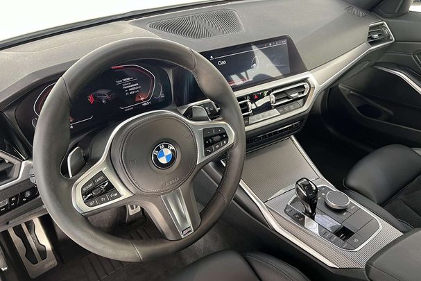 BMW 320d Touring xDrive 140 kW image number 9