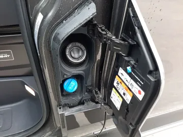 Car image 31