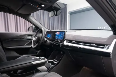 Car image 39