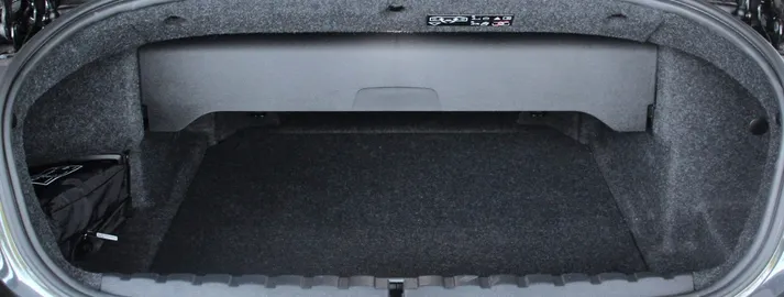 Car image 26
