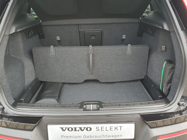 Volvo XC40 B3 Core 120 kW image number 6