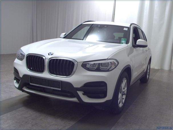 BMW X3 xDrive20i 135 kW image number 1