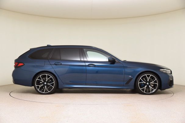 BMW 530d Touring xDrive 210 kW image number 3