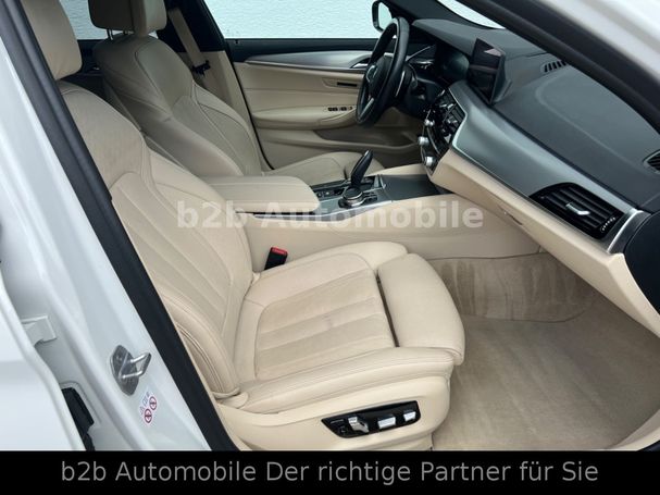 BMW 530d Touring xDrive 195 kW image number 15