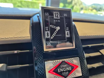 Car image 39
