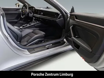 Car image 36