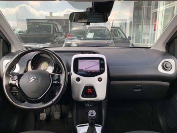 Car image 21