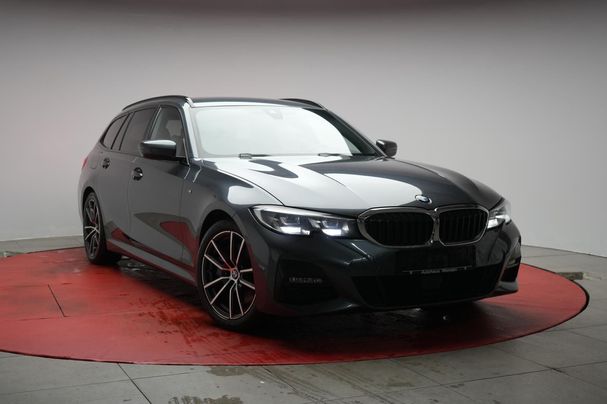 BMW 330i Touring M Sport 190 kW image number 2