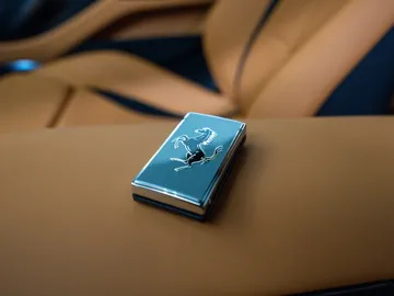 Car image 48