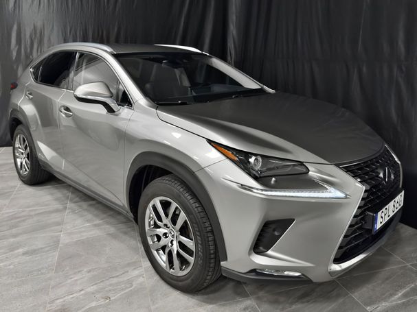 Lexus NX 300 h AWD 146 kW image number 3