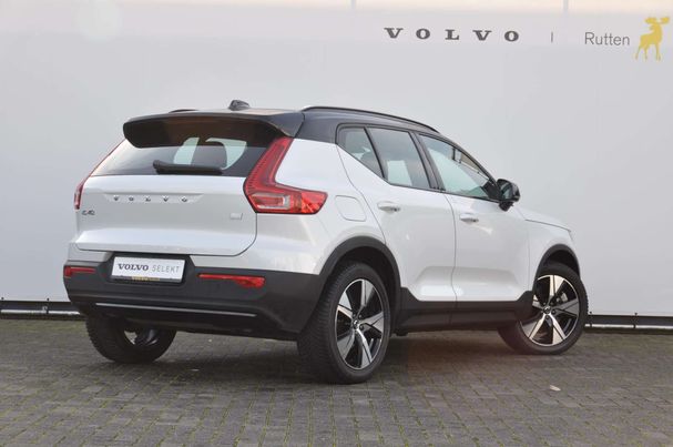 Volvo XC40 R Recharge T4 Design 155 kW image number 7