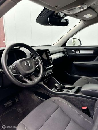 Volvo XC40 T4 192 kW image number 8