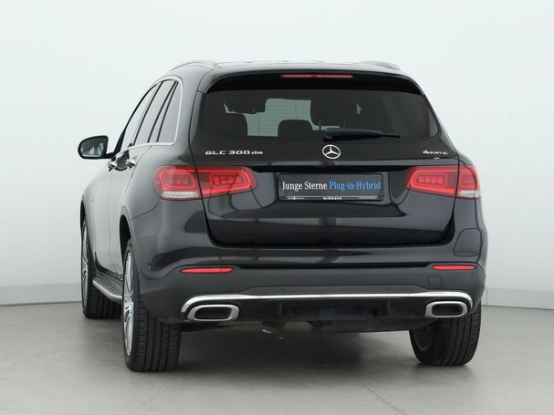 Mercedes-Benz GLC 300 de 225 kW image number 5